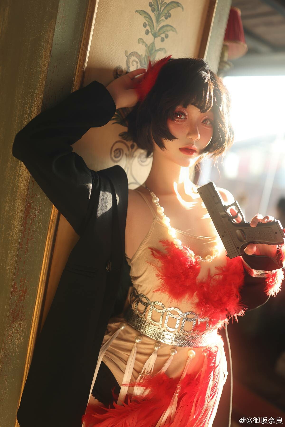 「御坂奈良」重返未来1999 斯奈德 “with the gunshot,the feathers are falling down”